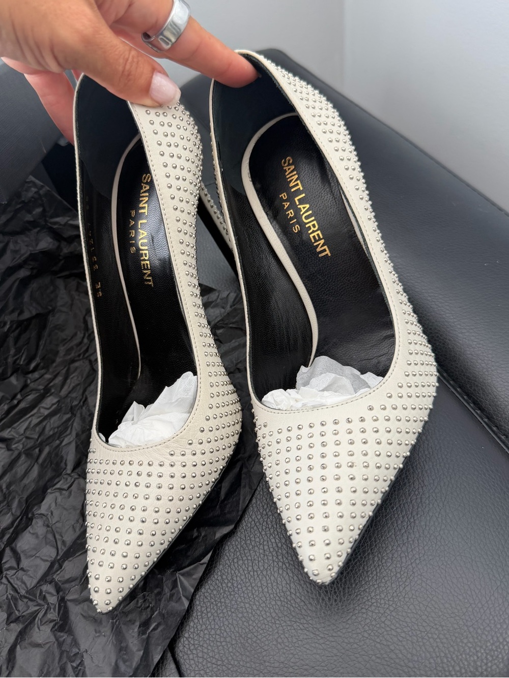 Saint Laurent pointed-toe pumps in studs - Picture 7 of 9